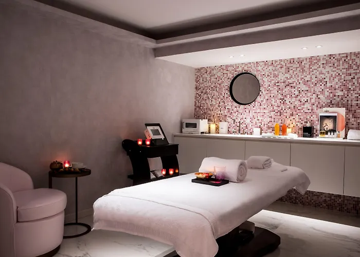 Fauchon L'hotel 5*